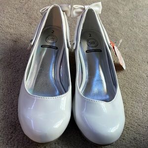 BRAND NEW NEVER WORN WITH TAGS Kids Heels 👠